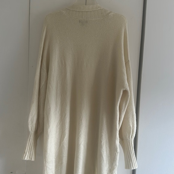 AFRM cream long cardigan - Picture 6 of 15